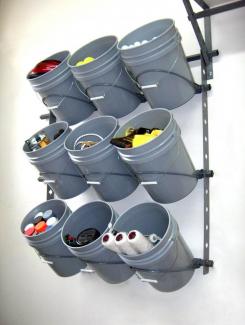 Bucket  Rack